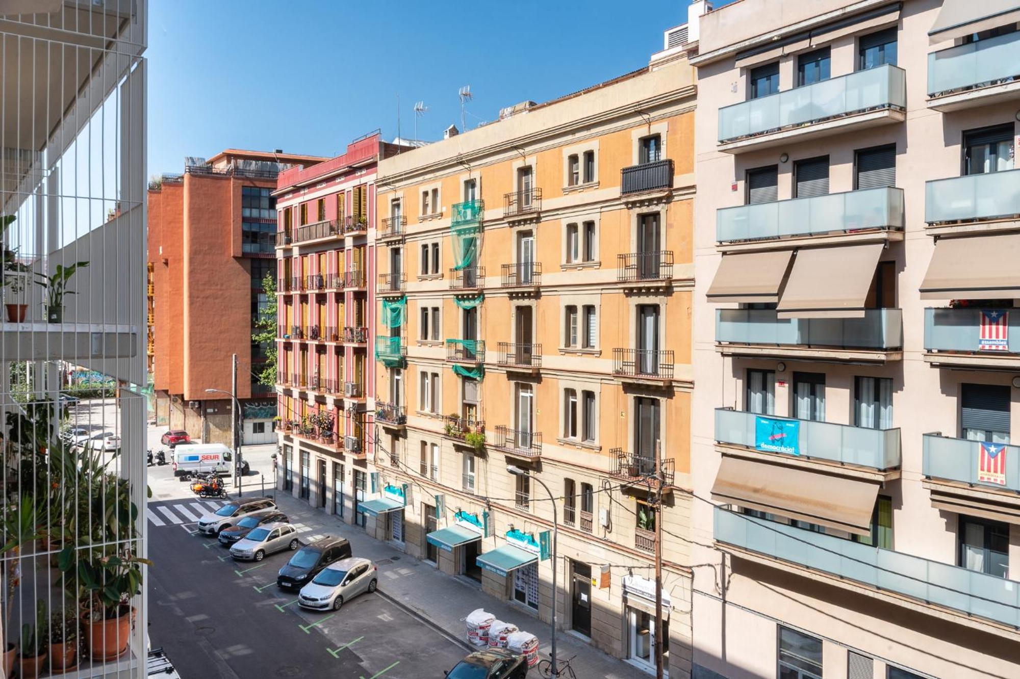 Beautiful Renovated Loft Minutes From The Beach Barcelona Buitenkant foto