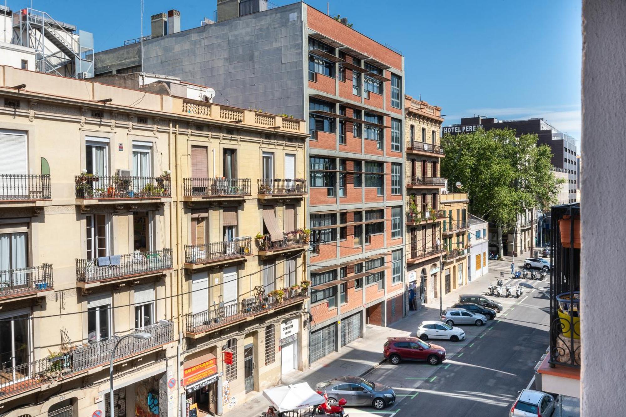 Beautiful Renovated Loft Minutes From The Beach Barcelona Buitenkant foto